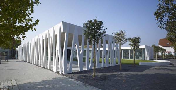 Bild vom Gemeindezentrum Neuhermsheim